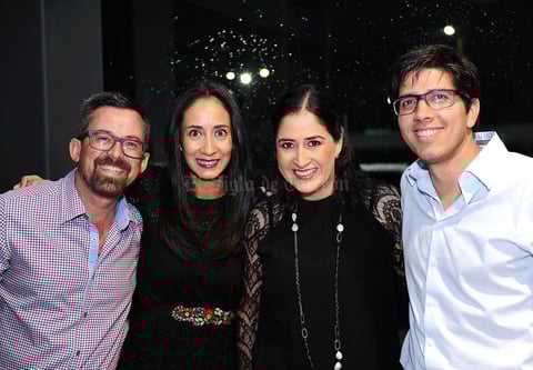 Amado, Cristina, Bárbara y Alan