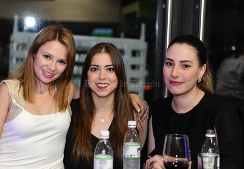 Aracely, Isabel y Pilar