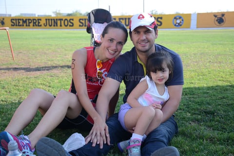 Nora, Renata y Alfredo