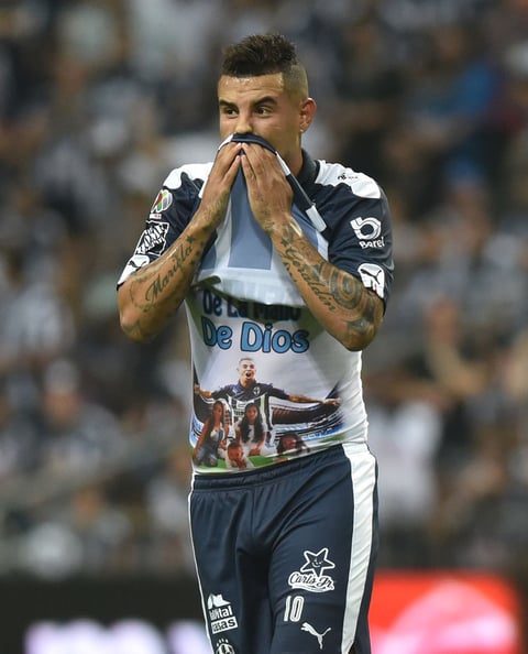 Edwin Cardona falló un penal que pudo ser clave para Rayados.