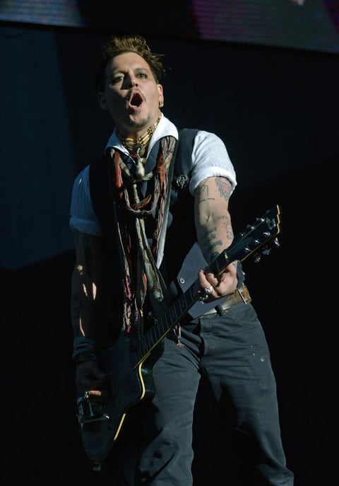 La banda de Depp tocó durante dos horas.