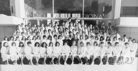 29052016 MarÃ­a del Socorro Morales Lozano y Arturo Miranda Bernal contrajeron nupcias el 18 de abril de 1971. Actualmente, cumplieron 45 aÃ±os de casados.