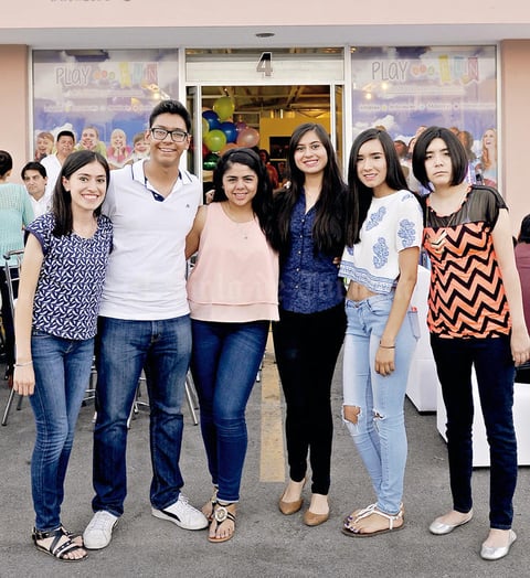 29052016 Blanca, Christian, Ana, Jessica, Fernanda y Berenice.