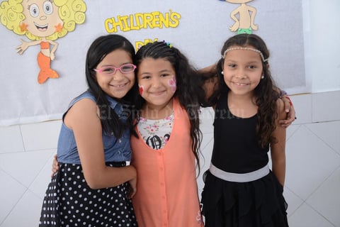 05052016 Cynthia, Valeria y Ana.