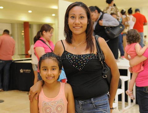 09052016 Karla y Ana Sofía.