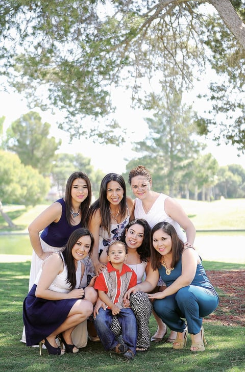15052016 ESPERA A SU SEGUNDO BEBé.  Elena Rangel de Joseph junto a sus amigas y a su hijo André en la fiesta de canastilla que le organizaron su mamá, Elena Gutiérrez de Rangel, y su hermana, América Rangel de Estrada, con motivo del nacimiento de su bebé, a la que bautizará con el nombre de Asya.