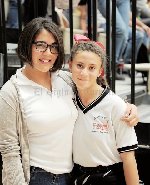 17052016 EVENTO ESCOLAR.  Alejandra y Karla.