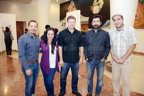 15052016 EN EL NAZAS.  Joselo, Heidi, Sasha, Tiki y Alfredo.
