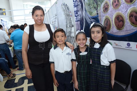 24052016 Isabel, Luis Carlos, Karime y Frida.