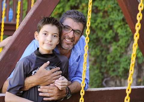Iker con su papá, Alberto Martínez