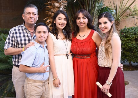 Ricardo, Rico, Pamela, Ale y Ana Sofía