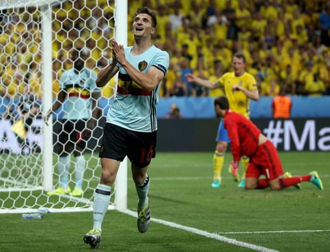 Bélgica avanzó a octavos de final con 6 puntos mientras que Suecia quedó en último lugar del grupo sólo con 1 unidad.