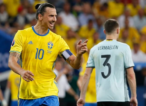 Suecia no pudo conseguir su pase y perdió 1-0 contra Bélgica.