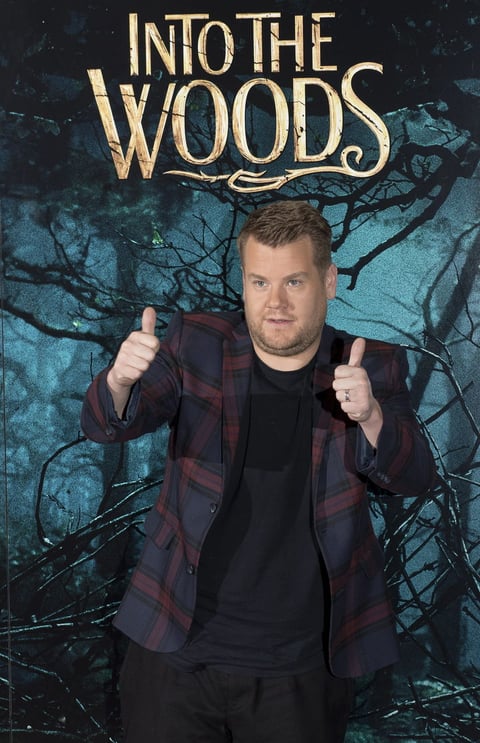 James Corden, indicó que "no puede entender lo que está pasando en Gran Bretaña" además de no comprender a los jóvenes.