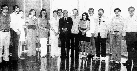 19062016 ComitÃ© de RecepciÃ³n en 1974: JesÃºs Duarte, Miguel Carrizales, Enriqueta Reyes, Amparo Rangel (f), Olga Mitre, Elsa CÃ³rdova, RaÃºl GarcÃ­a (f), Dr. Ignacio ChÃ¡vez (padrino de la generaciÃ³n), Salvador Jalife, MarÃ­a Elena Valdez, CuauhtÃ©moc RincÃ³n, JoaquÃ­n del Valle (f), Juan Antonio Reyes y Dr. Enrique Sada Quiroga (f).
