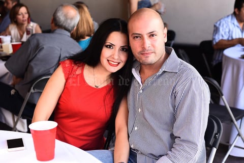 01072016 Karina Barraza y David Romero.