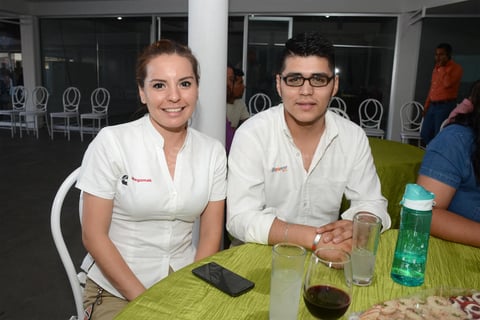 04072016 Alina y Javier.