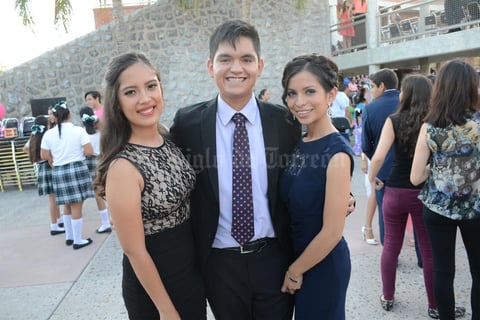 04072016 Andrea, Miguel y Andrea.