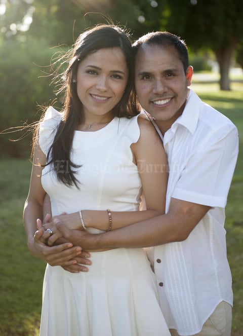 06072016 FELICES EN PAREJA.   Karen Luna de Darwich y Jorge Samir Darwich.