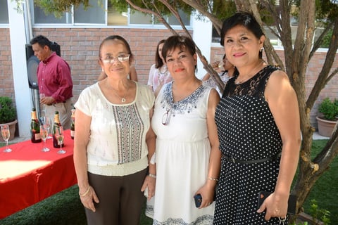 07072016 Teresa Frayre, Claudia Saldívar y Gloria Hernández.
