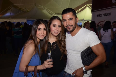 Paola, Victoria y Pepe.jpg