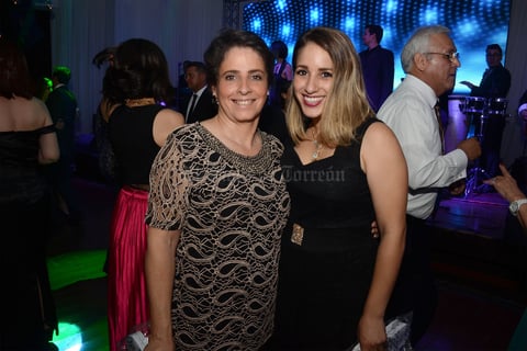 Mónica y Karla.jpg