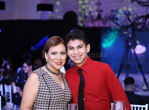 10072016 Susy y Alex.
