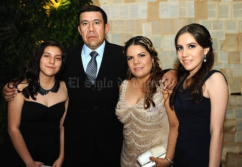 10072016 Marifer, José, Lilia y Nadia.