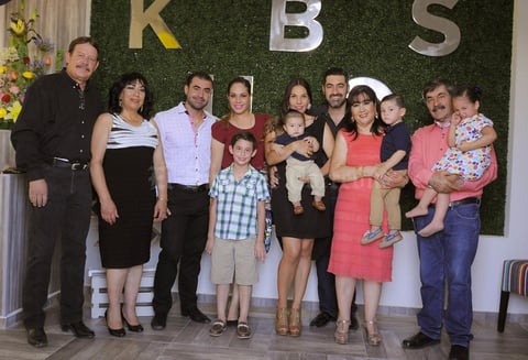 12072016 Luis Ortega, Patricia Rodríguez, José Luis Bazán, Paty Bazán, Caro Bazán, Ricardo Bazán, Irene de Bazán, José Luis Bazán, Pepito, Regina, Sebastián y Ricky Bazán.
