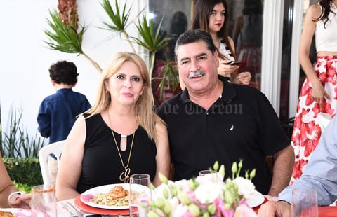 13072016 Olga Jalife y Javier González Ruiz.