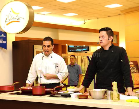20072016 Los chefs compartieron tips de cocina.