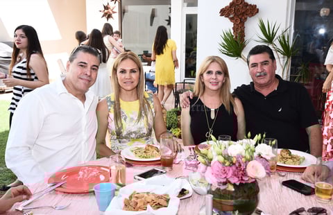 Javier G. Colsa y Susana de G. Colsa, Olga Jalife y Javier González Ruiz.jpg
