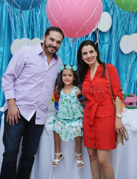 Renata, Margarita y Juan Carlos.jpg