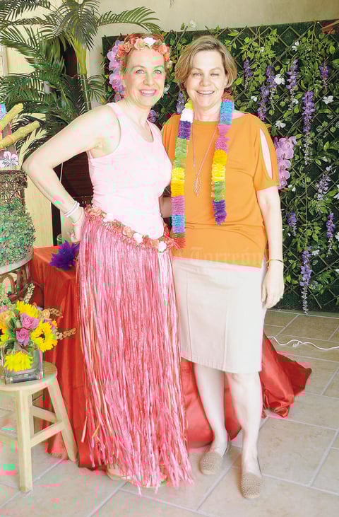 24072016 MUY CONTENTAS.  Marcela y Susana.