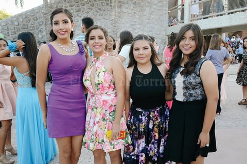 27072016 MUY LINDAS.  Karen, Maritza, Sofía y Natalia.