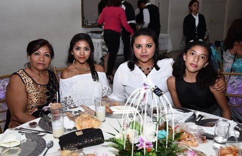 28072016 Paola, Dalila, Marijose y Verónica.