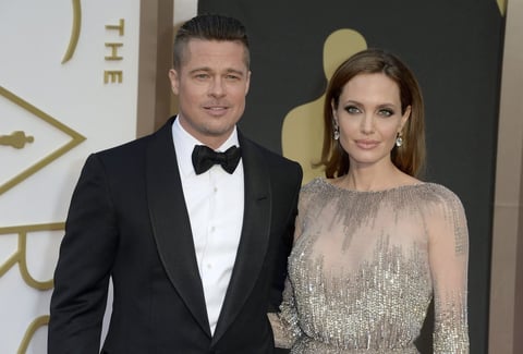 Angelina Jolie y Brad Pitt se enamoraron en el rodaje de la película “Sr. y Sra. Smith” en 2003, y pactaron su amor con su boda el 13 de agosto de 2014