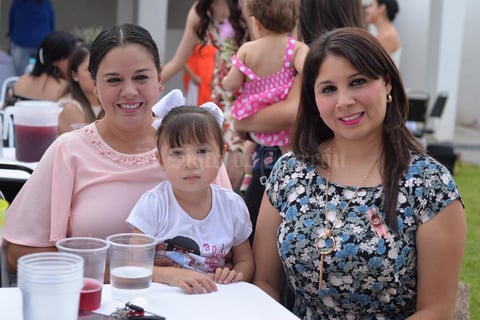 02082016 Alejandra, Mía y Adriana.