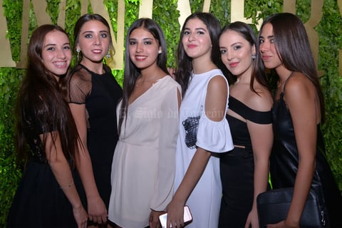 Marifer, Pamela, Monse, Jessica, Luly y Victoria.jpg