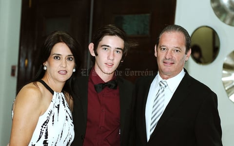 Elsi, Fernando y Gregorio.jpg