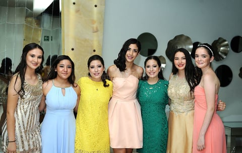 Isabella, Evelyn, Isabel, Gina, Alicia, Grecia y Samantha.jpg