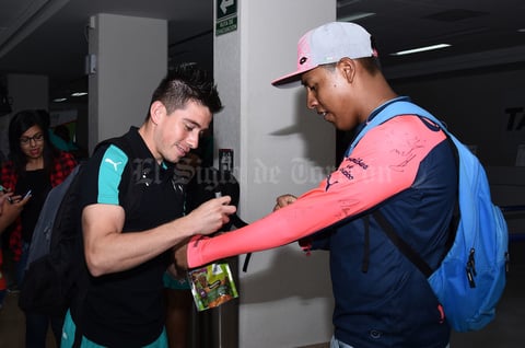 David Andrade podría sumar más minutos en la banda izquierda santista.