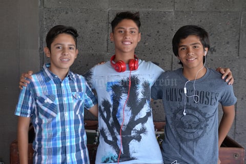 03082016 Joaquín, Iván y Diego.