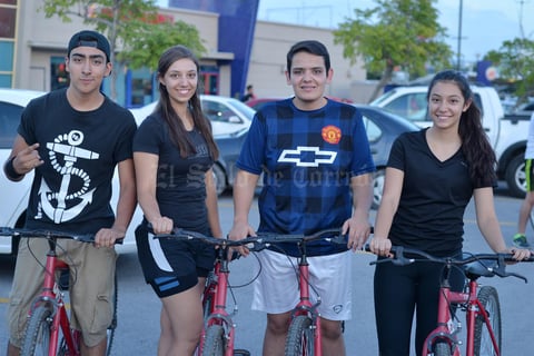 08082016 Luis, Lily, Guillermo y Liz.