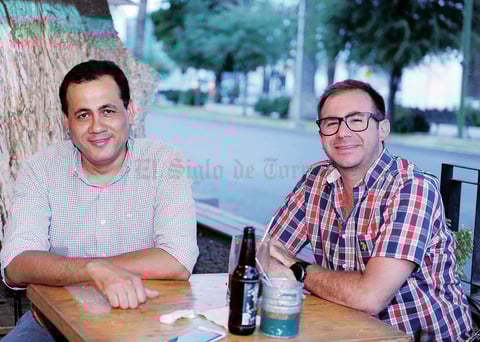 06082016 EN DISTRITO COLóN.  Julián y Aldo.