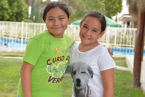 06082016 CONTENTAS.  Mía y Bárbara.