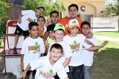 06082016 SE DIVIERTEN EN CURSO DE VERANO.  Juan, Pedro, Adolfo, Sebastián, Cristian, Mariano, Leonardo, Ale y Adolfo.