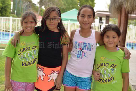 05082016 Ivanna, Ana Cecy, Isabella y Sofía.
