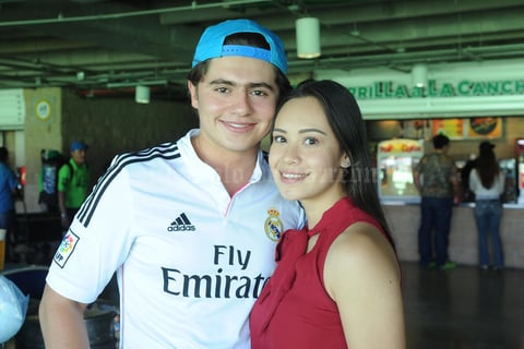 05082016 Efraín y Fernanda.