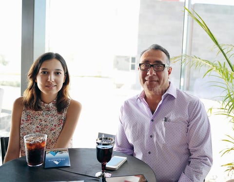 07082016 EN RECIENTE EVENTO.  Daniela y Omar.